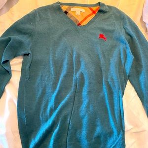 Boys Burberry v neck sweater great condition size 10